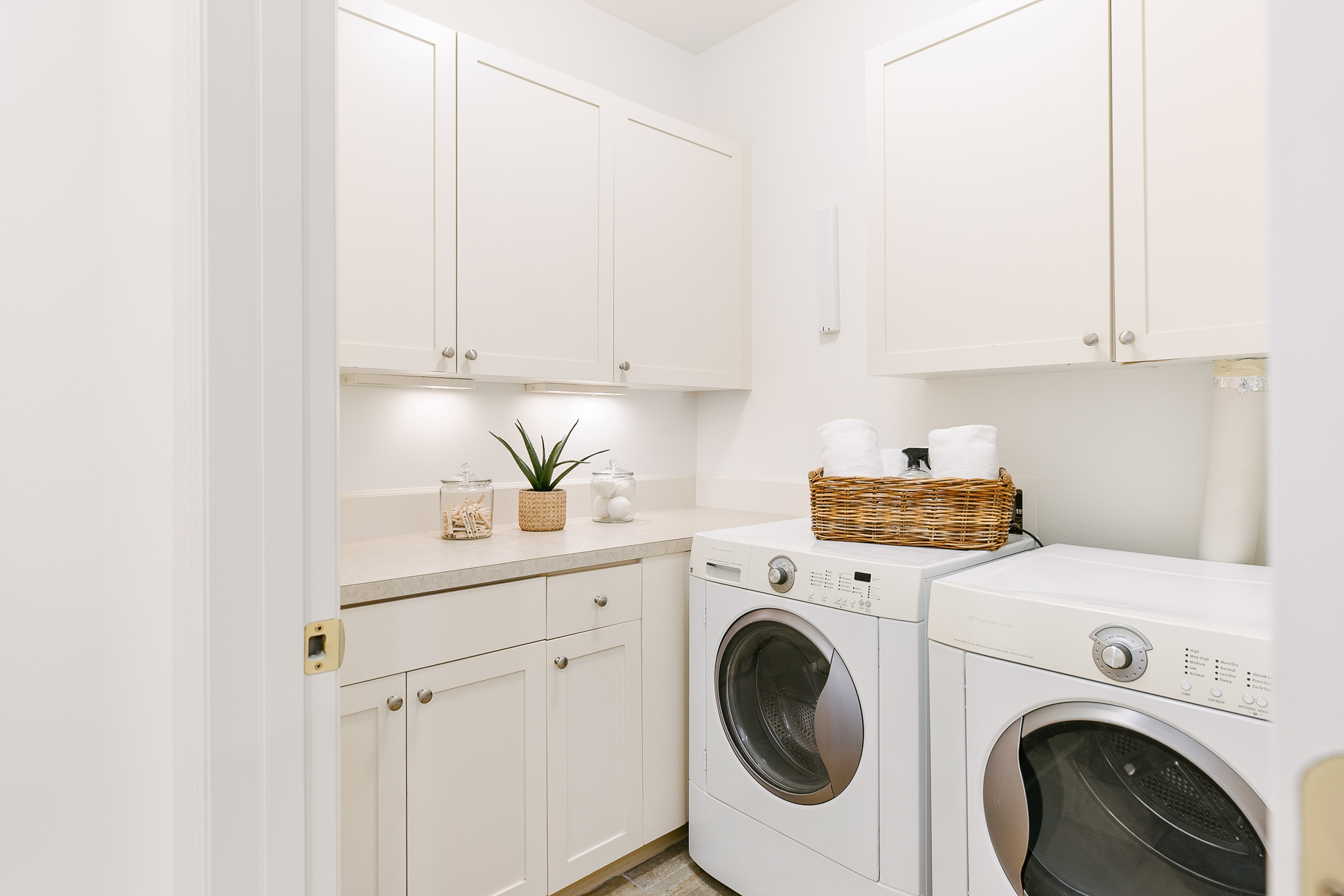 Web-360 Knechtel Way NE-13