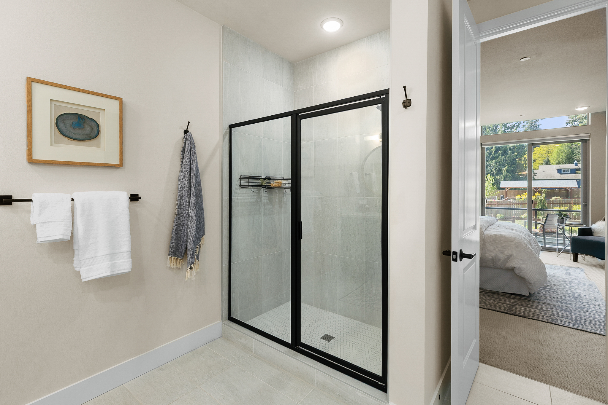 Web-933 Dove Tail Lane 21-83