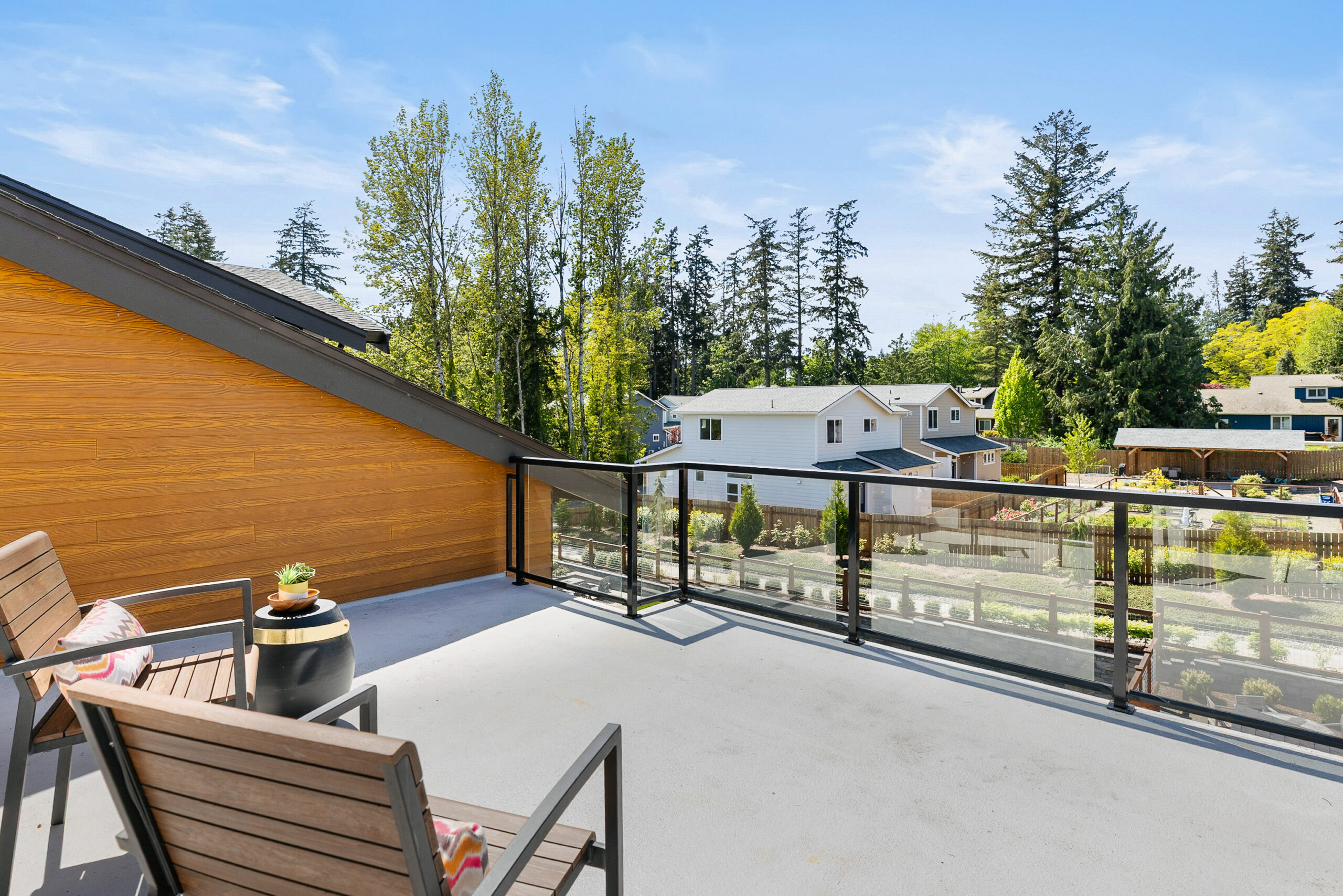 Web-933 Dove Tail Lane 21-92