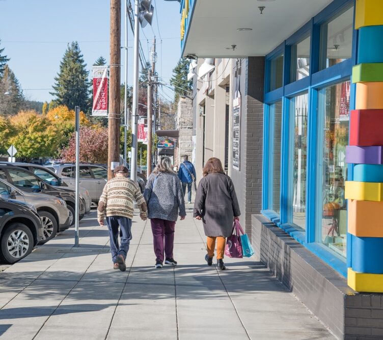 Bainbridge,Island,,Washington:,October,29,,2019:,Traffic,And,Urban,Life