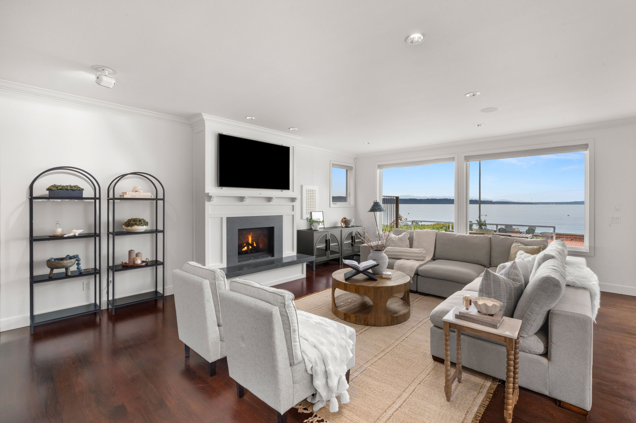 10-web-or-mls-A7409692