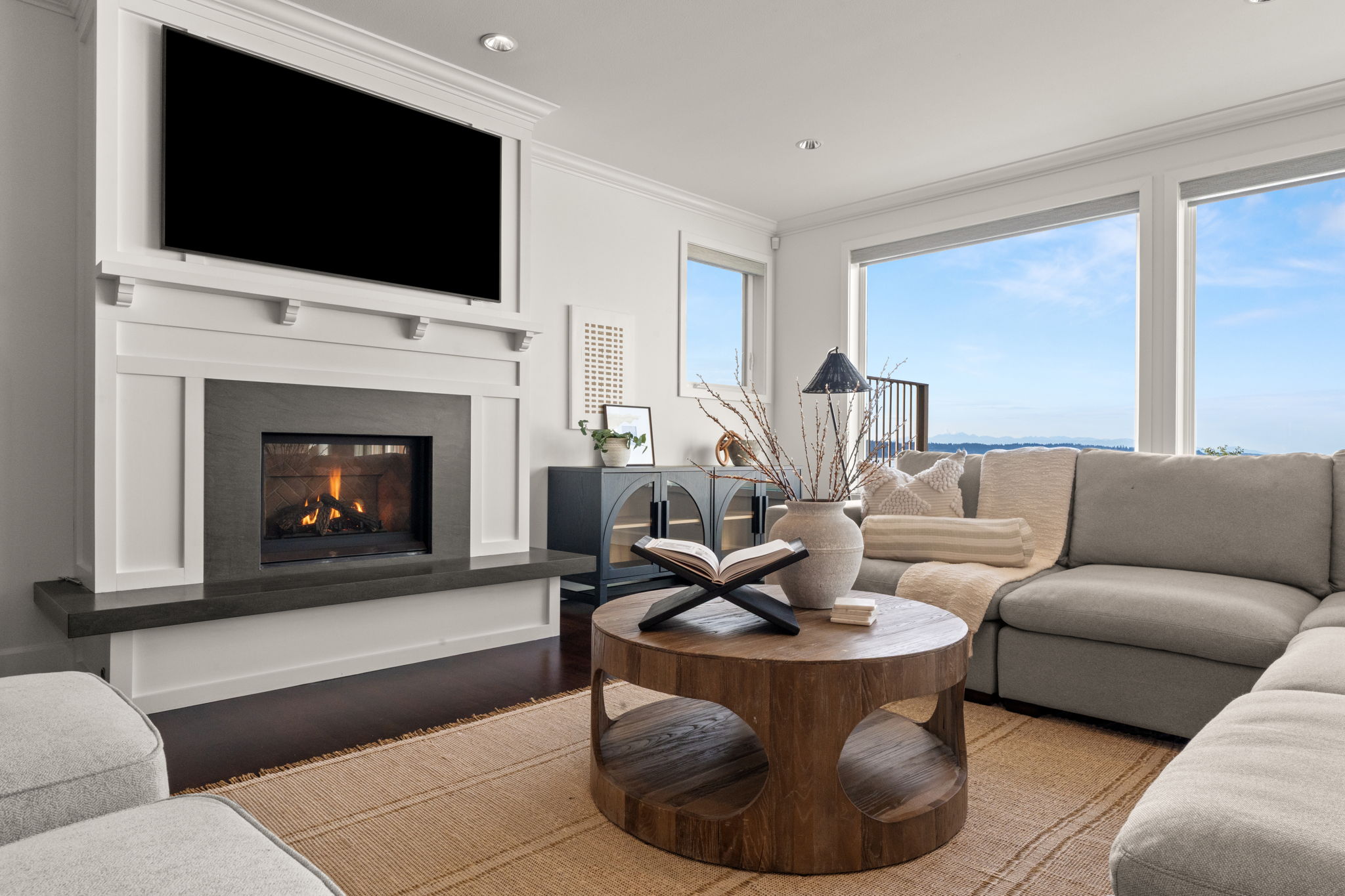 13-web-or-mls-A7409880