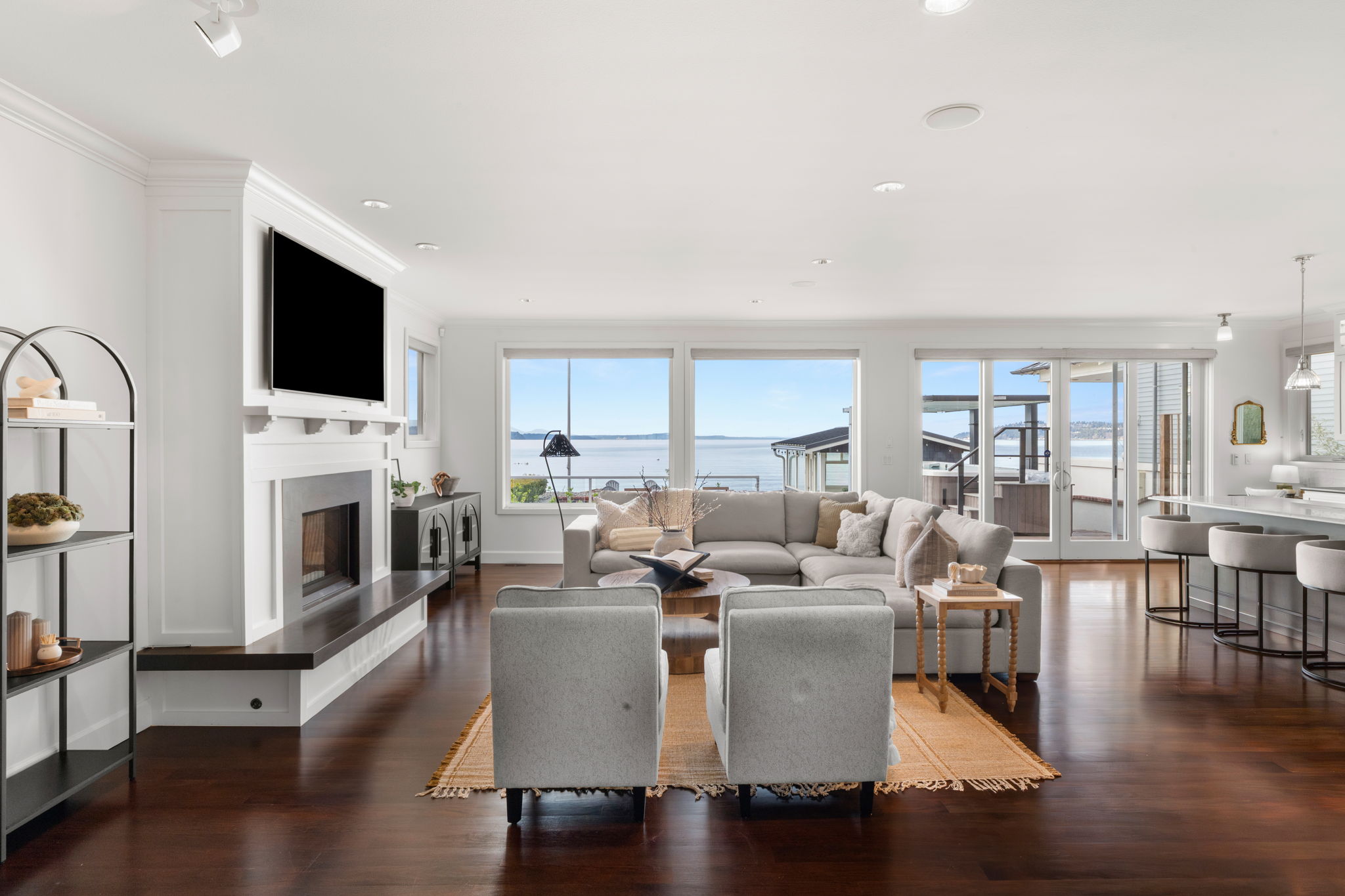 16-web-or-mls-A7409733