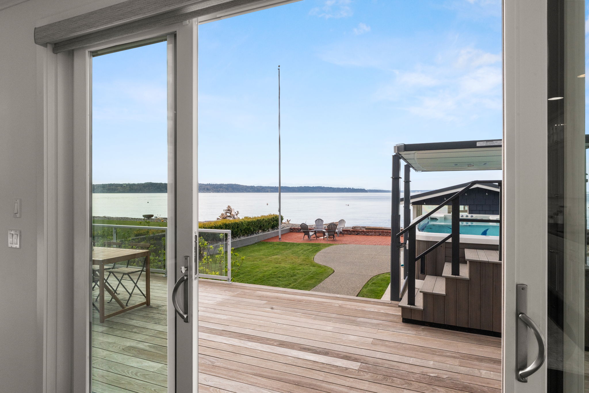 23-web-or-mls-A7409855