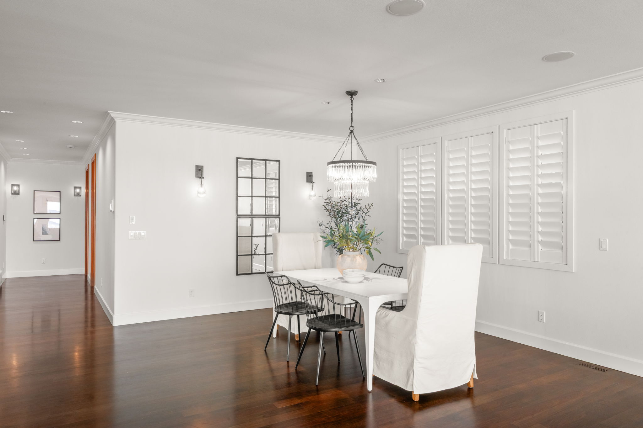 24-web-or-mls-A7409798