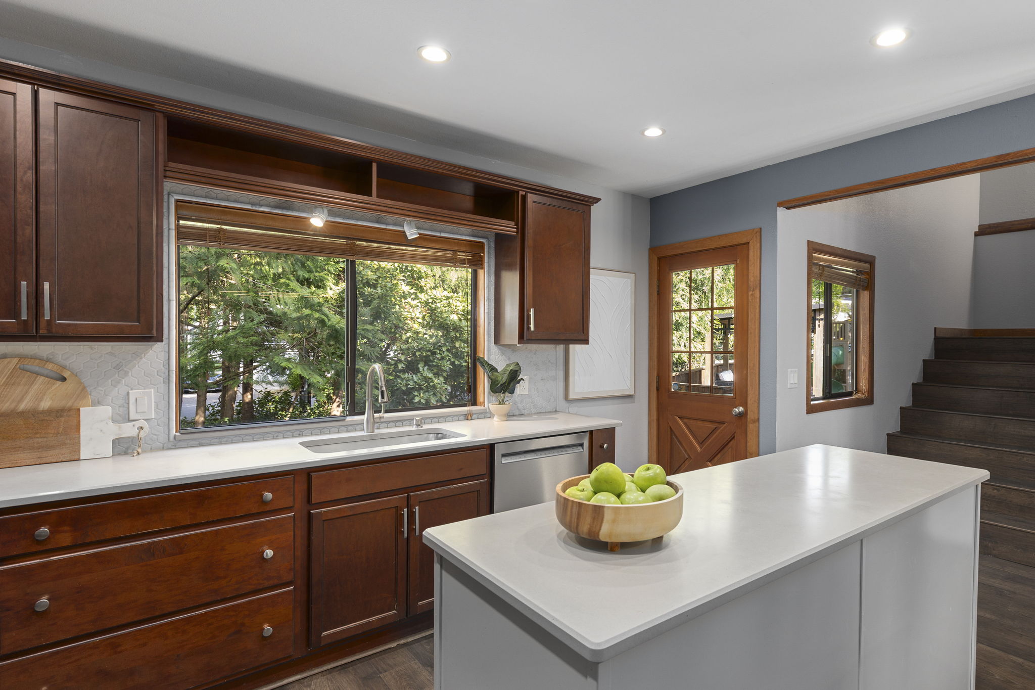17-web-or-mls-MapleValley-17