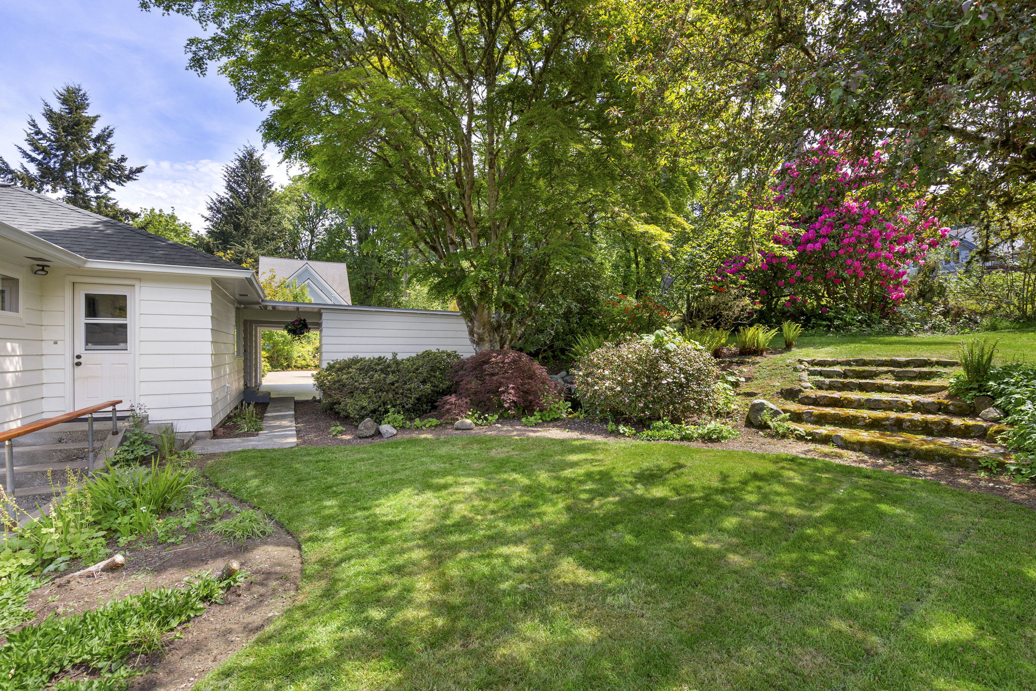 43-web-or-mls-RoseLoop46
