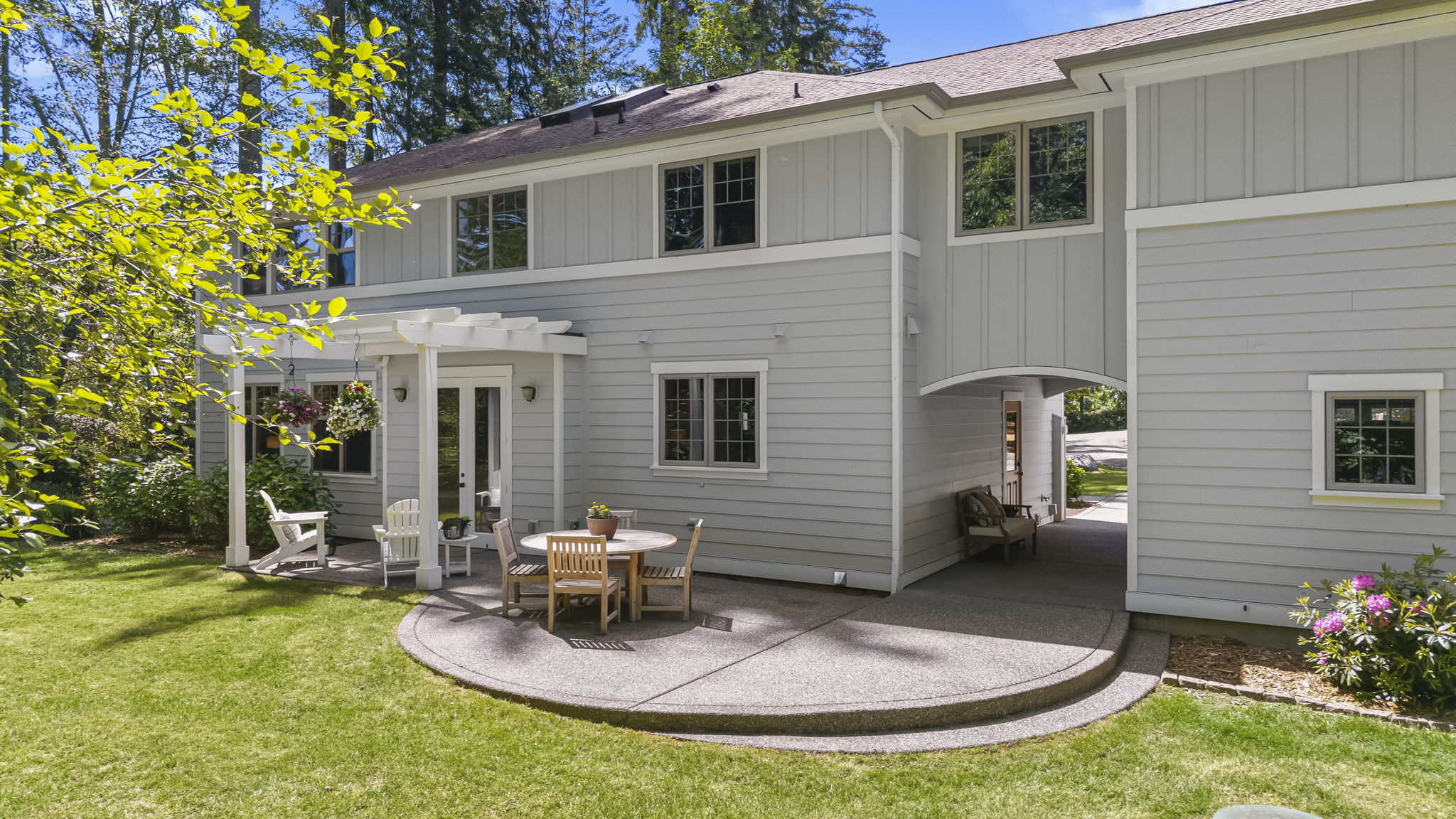 48-web-or-mls-RoseAve-52