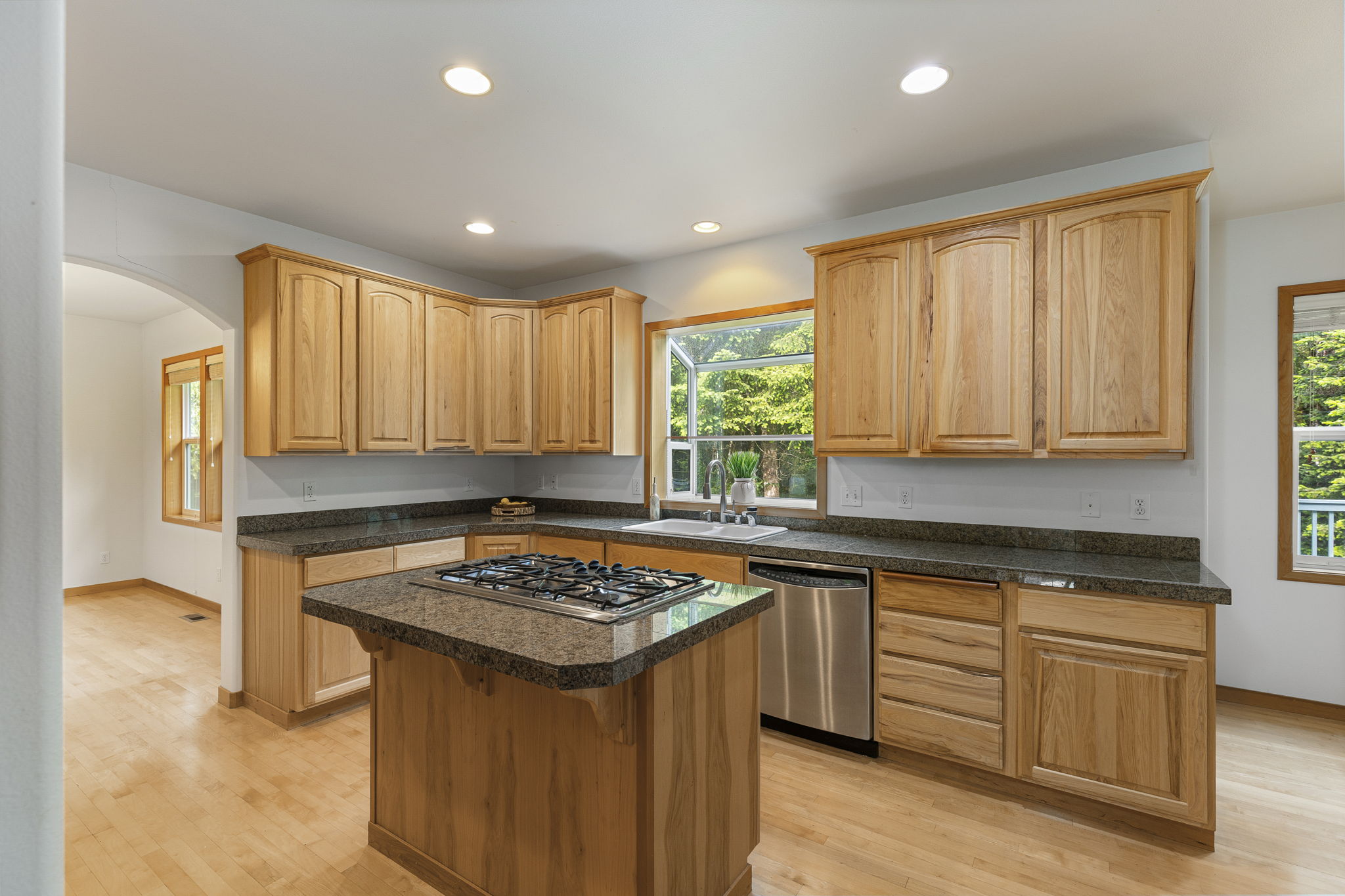 18-web-or-mls-ClearCreek-9