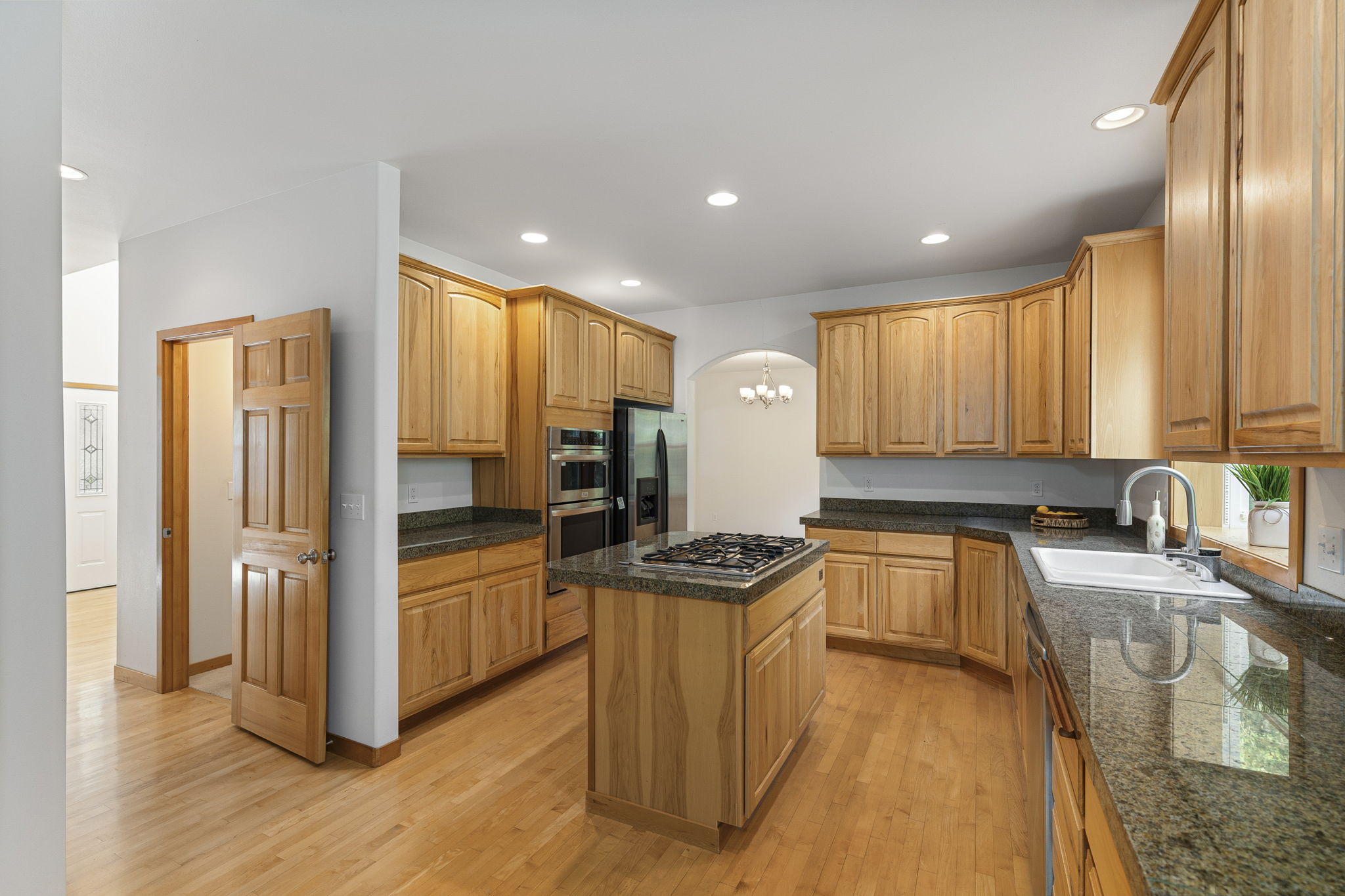 19-web-or-mls-ClearCreek-10