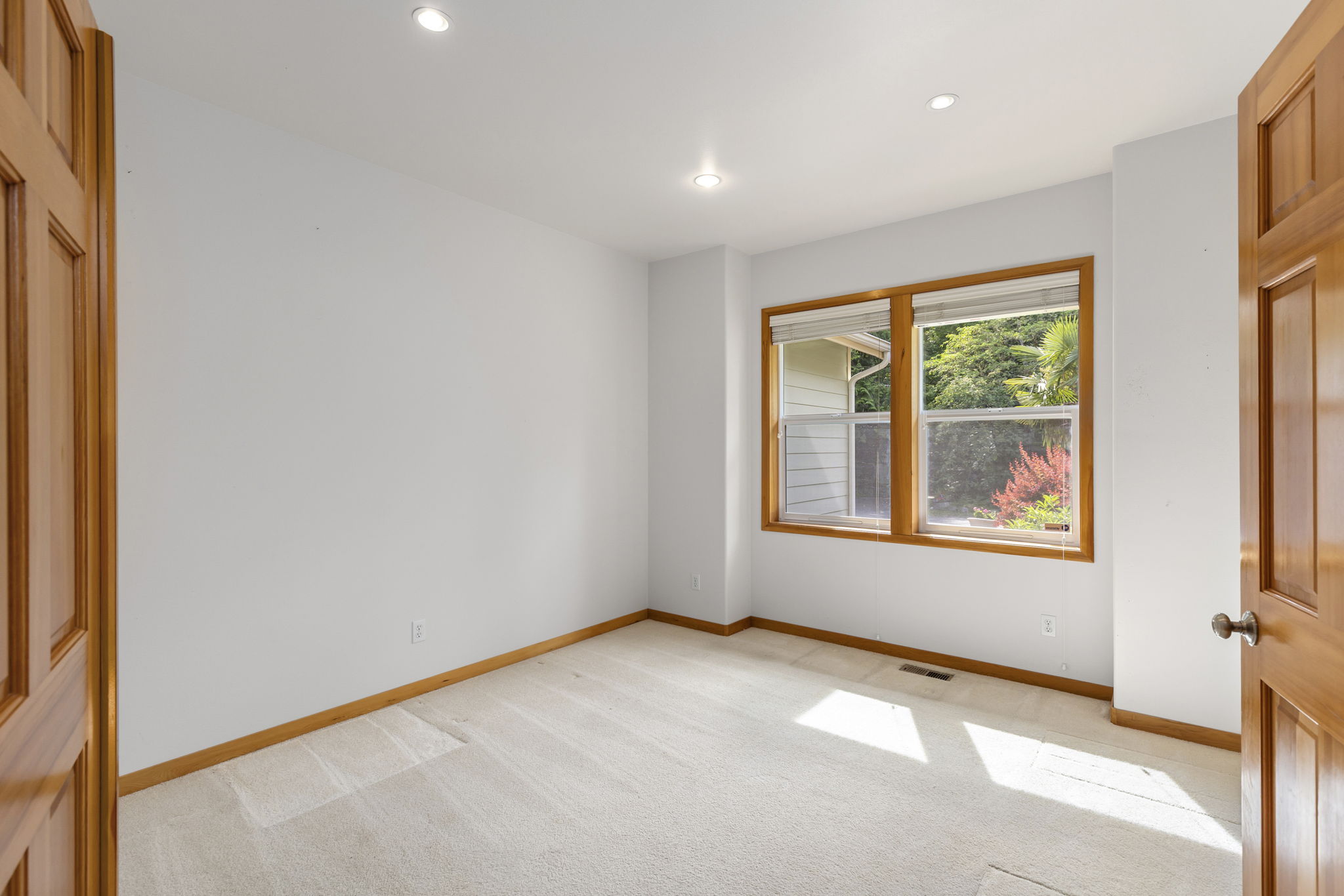 26-web-or-mls-ClearCreek-17