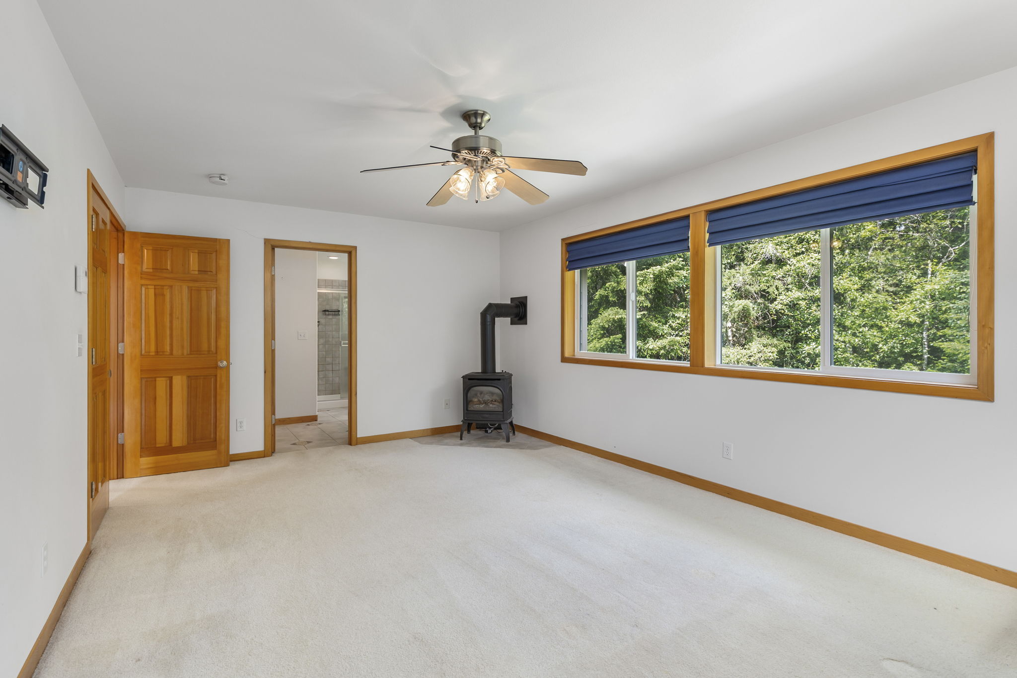 34-web-or-mls-ClearCreek-31
