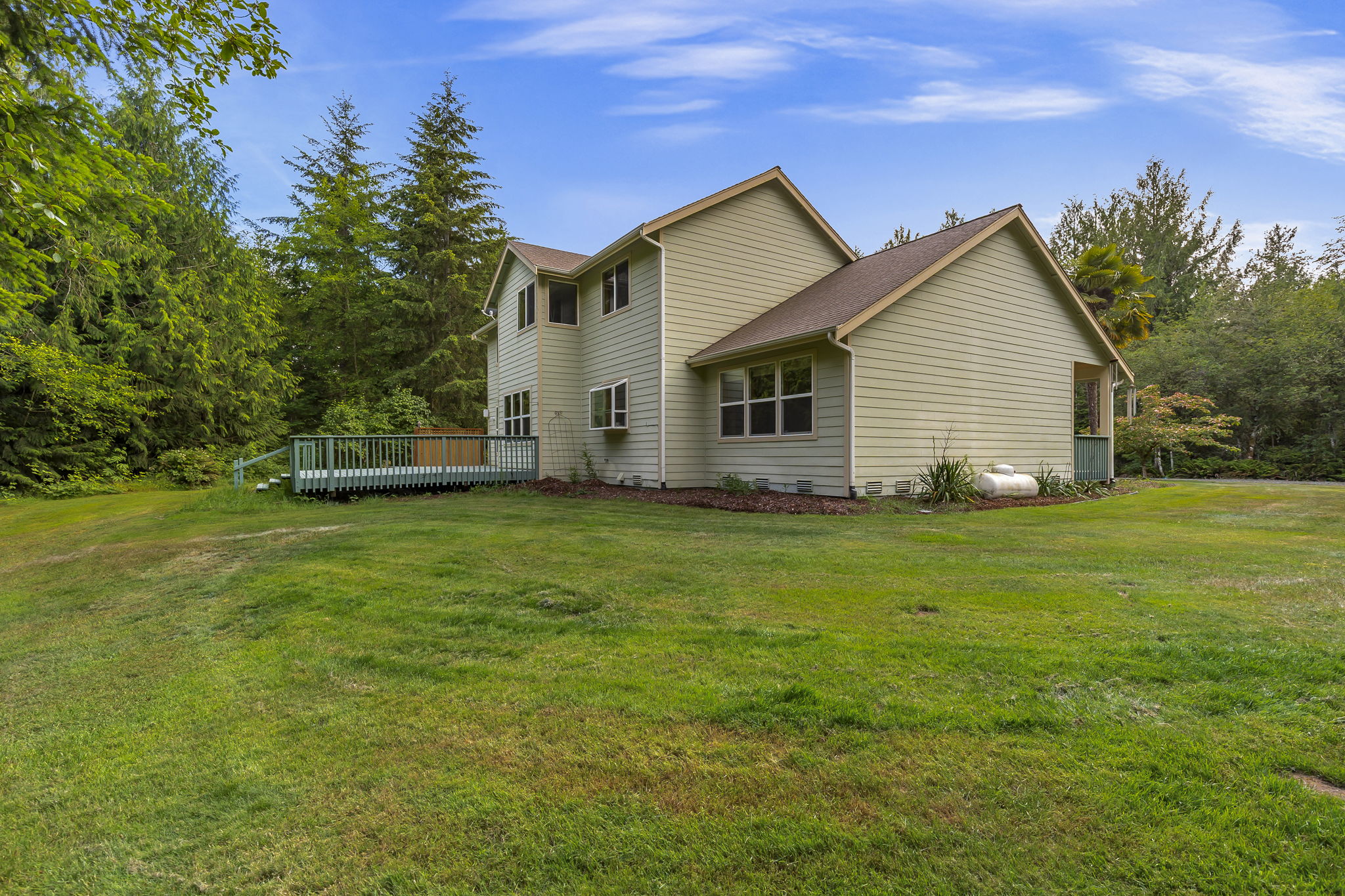 47-web-or-mls-ClearCreek-42