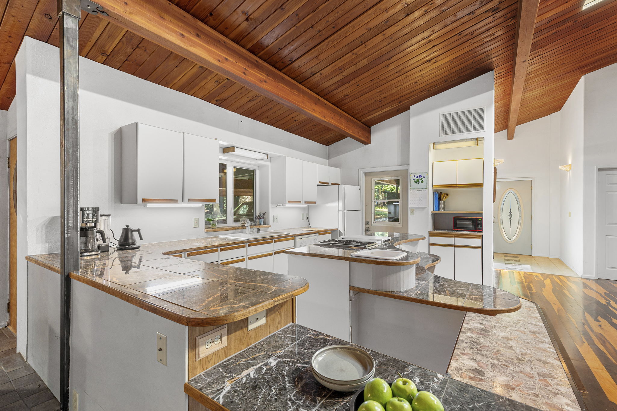 17-web-or-mls-Poulsbo-16