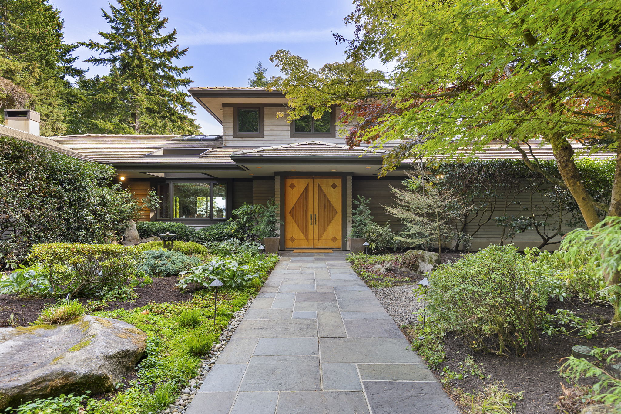 1-web-or-mls-BoulderPlace