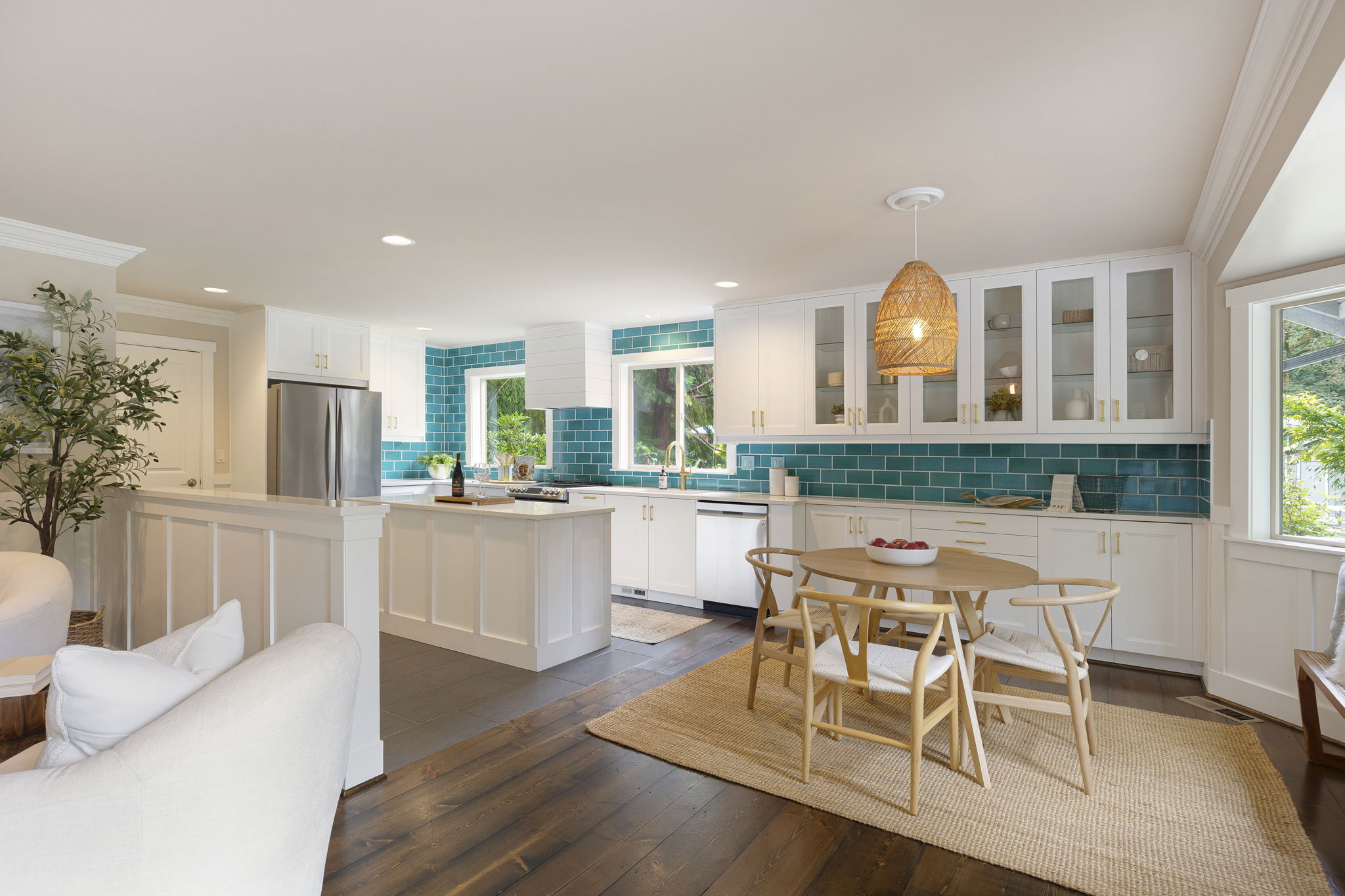 12-web-or-mls-SunsetWay-12