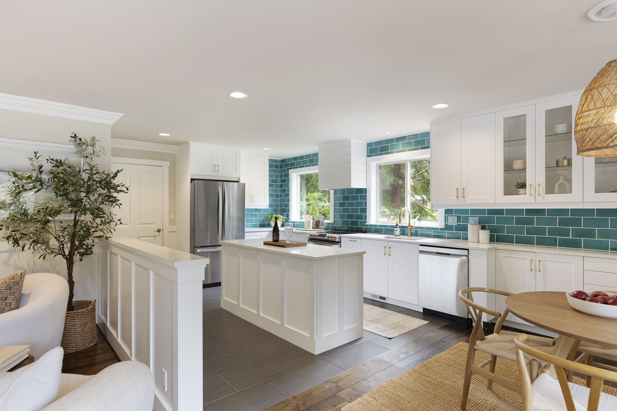 13-web-or-mls-SunsetWay-13