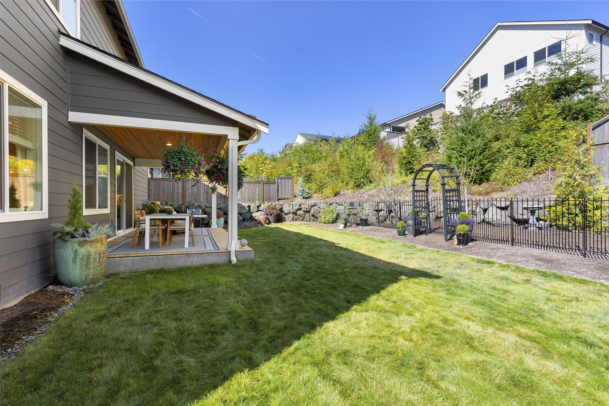 41-web-or-mls-Waterlily-38