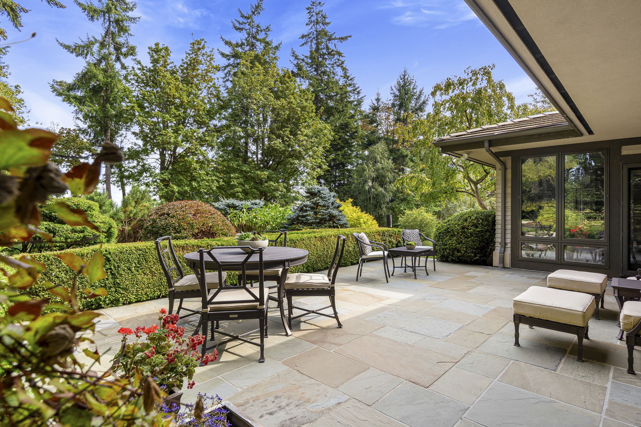 51-web-or-mls-BoulderPlace-51