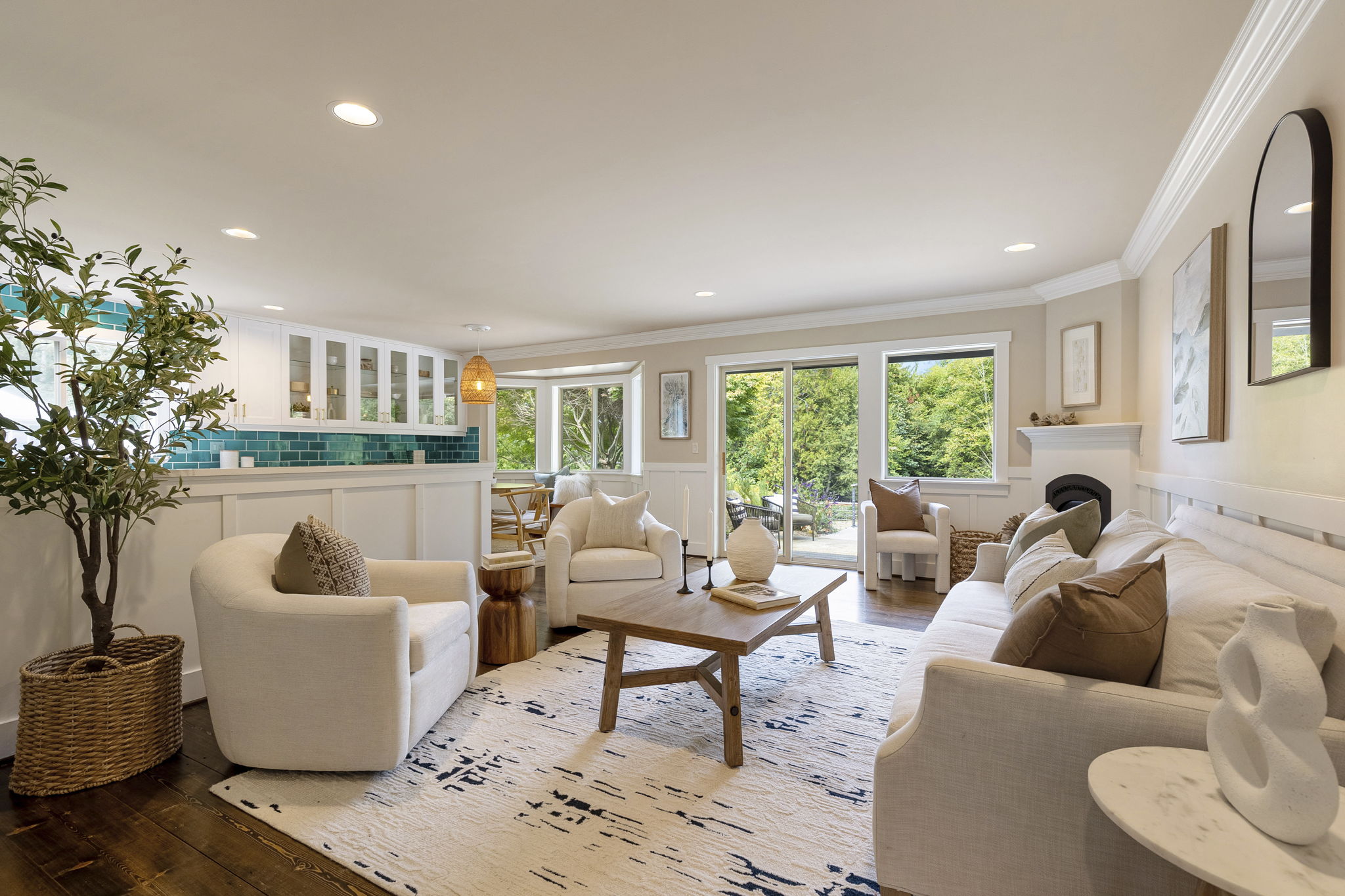 7-web-or-mls-SunsetWay-7